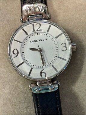 Anne Klein Womens Watch 34mm Silver Tone Black Leather 10/1090 Needs battery